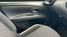 Toyota Aygo X 1.0 VVT-i Edge 5dr Petrol Hatchback